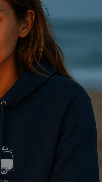 Sweat à Capuche Vagues – Mode Éthique Sud-Ouest - Au Fil des Pins